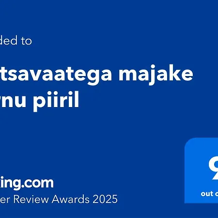 別荘 Metsavaatega Majake Paernu Piiril *