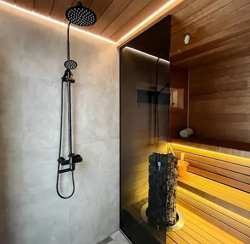 Dom wakacyjny Metsavaatega Majake Paernu Piiril