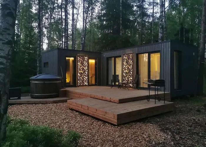 別荘 Metsavaatega Majake Paernu Piiril Paikuse